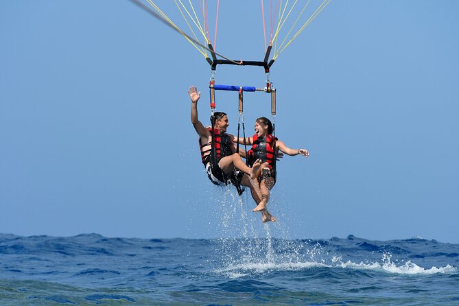 Parasailing and Jetski Experience in Maunalua Bay - What the parasailing ride feels like