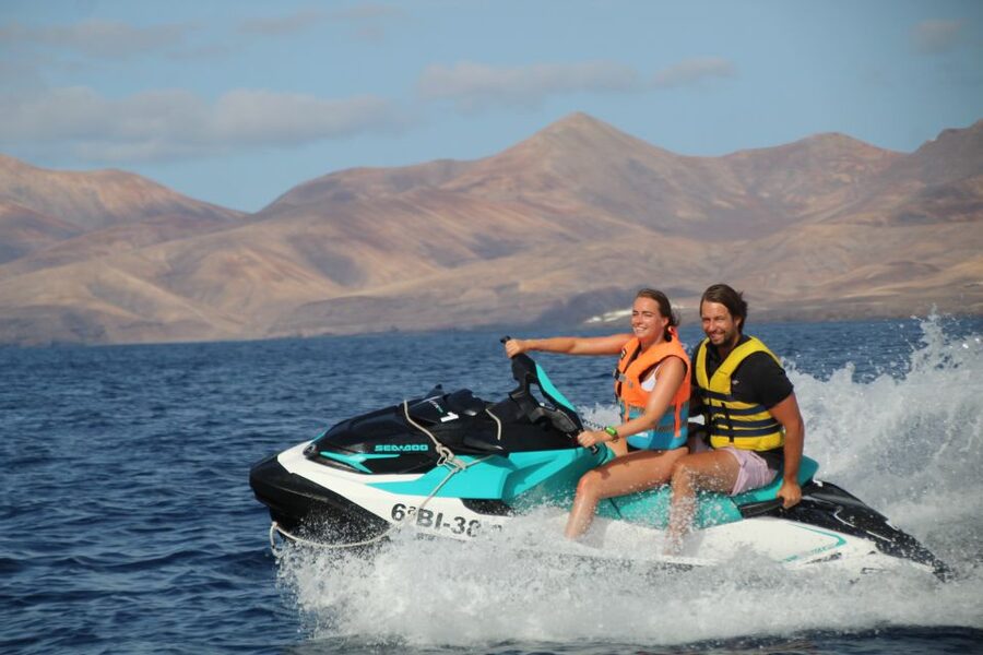 Playa Blanca: 40-Minute Jet Ski Excursion in Marina Rubicón - Heading toward Papagayo Beaches