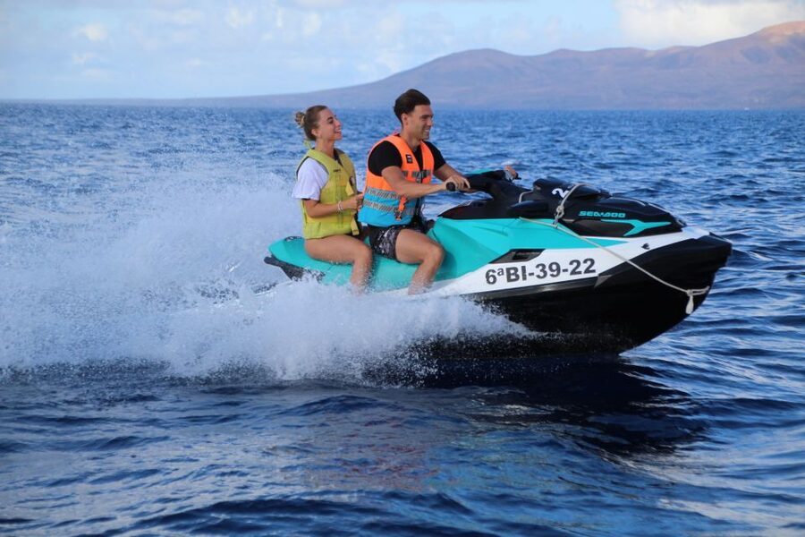 Playa Blanca: 40-Minute Jet Ski Excursion in Marina Rubicón - Riding your own jet ski across the Atlantic