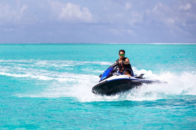 Private Guided Jet Ski Tour in Bora Bora - The private motu and the coconut demonstration