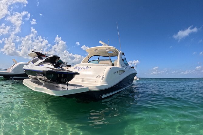 Private Luxury HalfDay w/Jetski Stingray City, Snorkeling & Starfish Beach Tour - Stingray City: the main event in shallow water