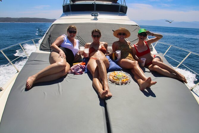 Private Luxury Yacht Chica 55' VIP All Inclusive + Jet Ski - What the crew adds to the day