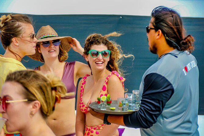 Private Luxury Yacht Chica 55' VIP All Inclusive + Jet Ski - Who should book this private yacht?