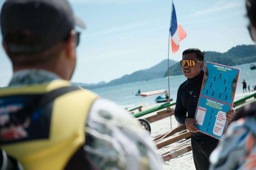 (PRIVATE) Platinum Package Jet Ski Tour Langkawi, Red Ray - Eagle watching at Singa Besar