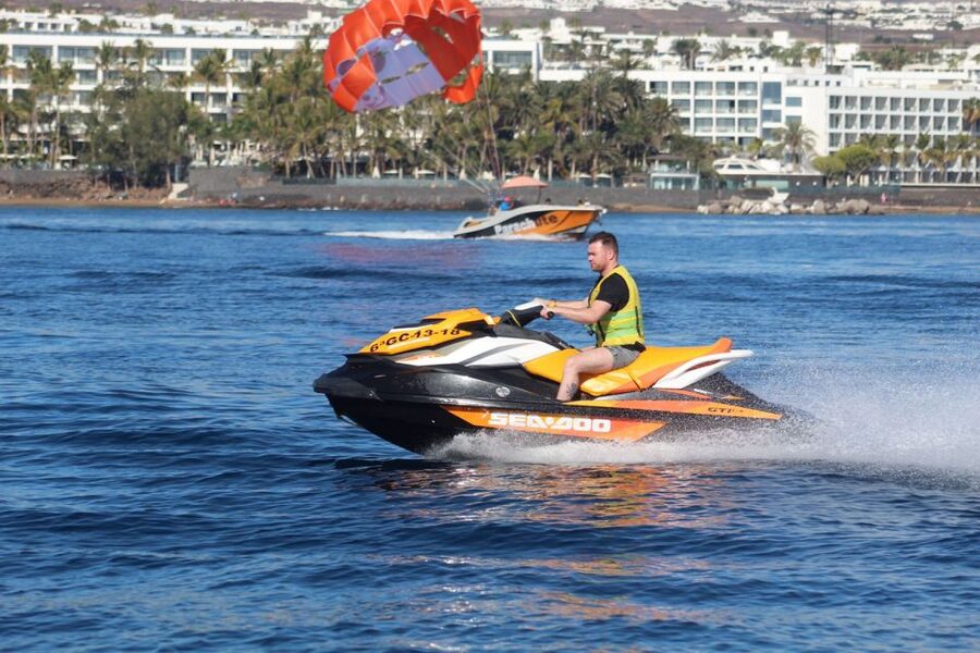 Puerto del Carmen: Single or Double Jet Ski Rental - Who will enjoy this most?