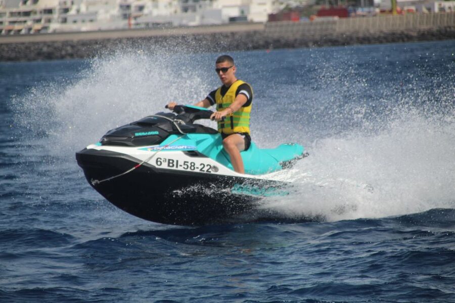 Puerto del Carmen: Single or Double Jet Ski Rental - Practical value and booking advice