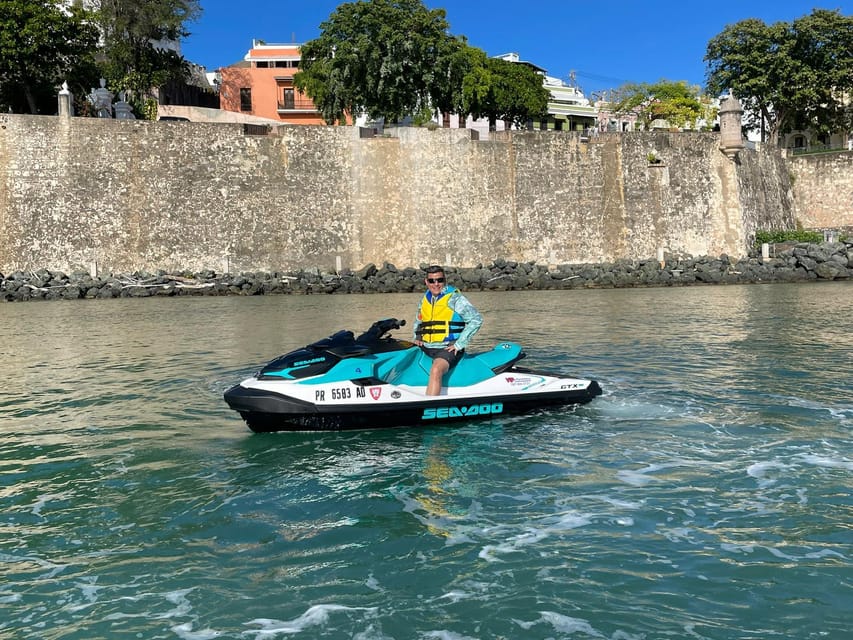Puerto Rico: Old San Juan Jet Ski Tour - The meeting point at Capitolio Plaza