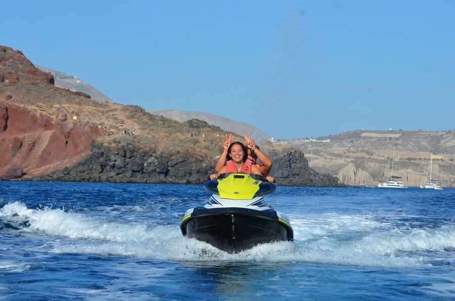 Santorini: Jet Ski Rental Perissa, Perivolos and St. George - Should you book the Perissa jet ski rental?