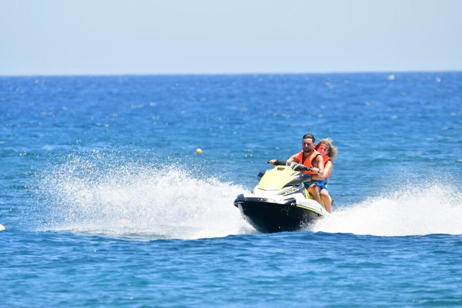 Santorini: Jet Ski Rental Perissa, Perivolos and St. George - What happens before you start riding