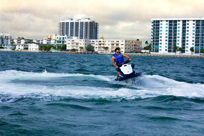 South Beach Jet Ski Rental departs Bayside Marketplace - Miami Beach, South Beach, and the Venetian Islands