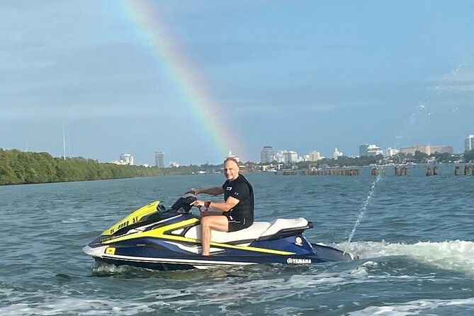 South Beach Jet Ski Rental departs Bayside Marketplace - How reliable is the operation?